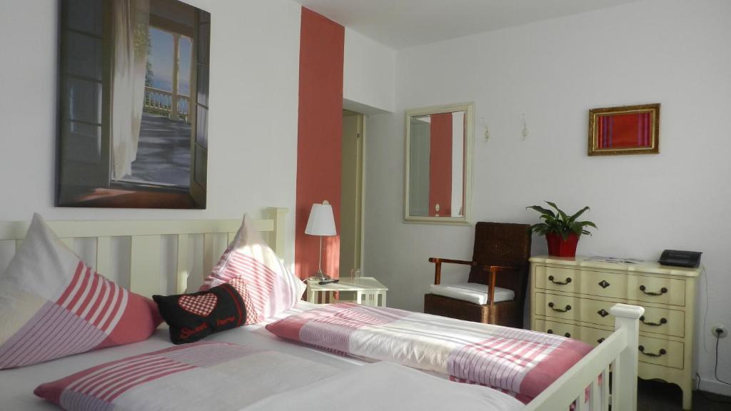 Landhaus Am Itterbach Willingen Виллинген Номер фото